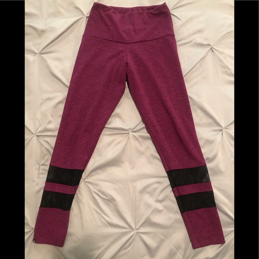 Onzie Flow Leggings